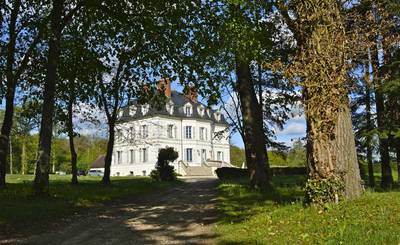 Hotelangebote In Aillant Sur Tholon
