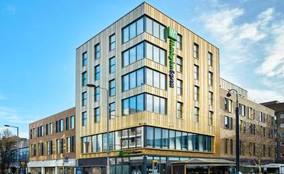 Photo Holiday Inn Express London Ealing